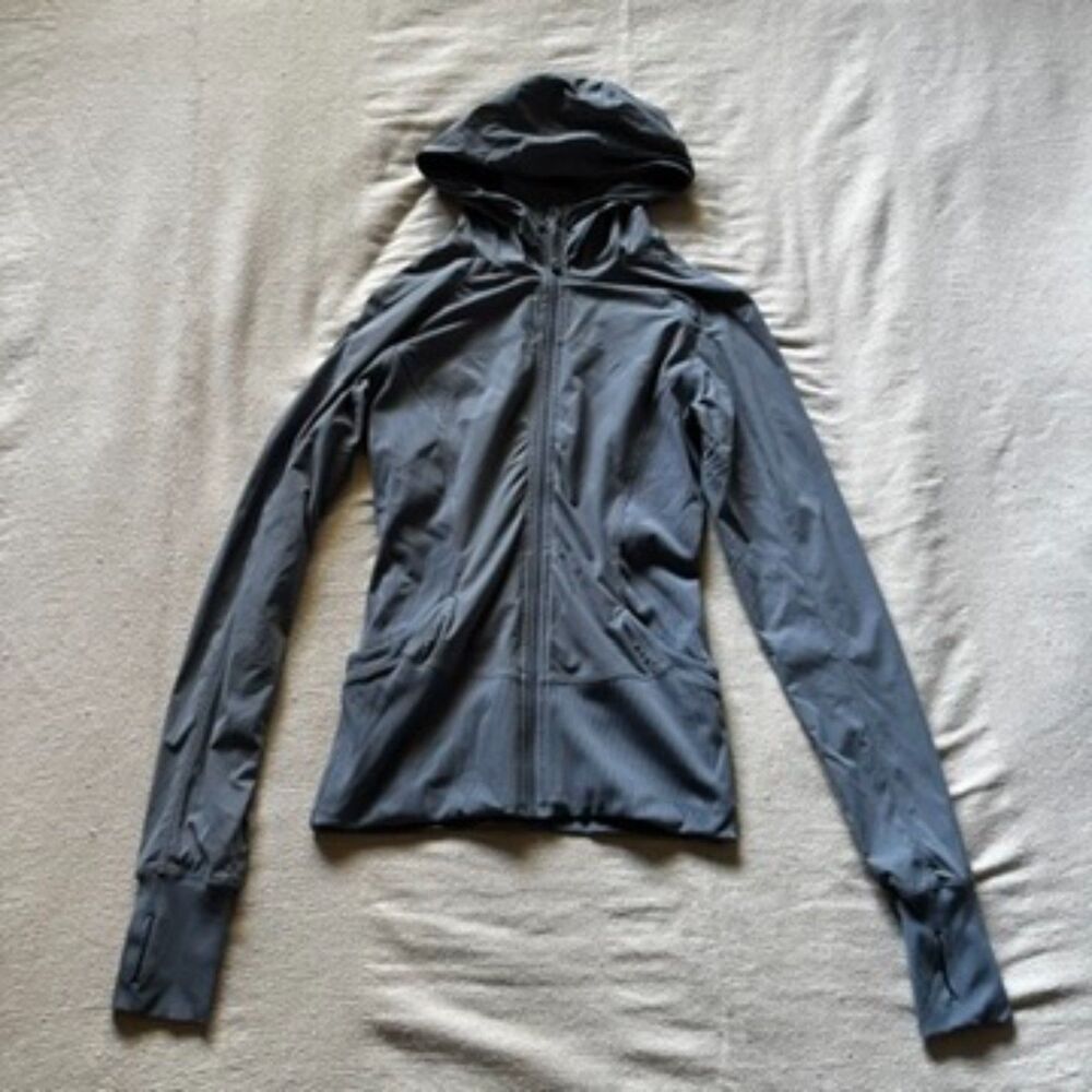 Lululemon Reversible Forme Full Zip Hoodie Light Baby Blue Size 6